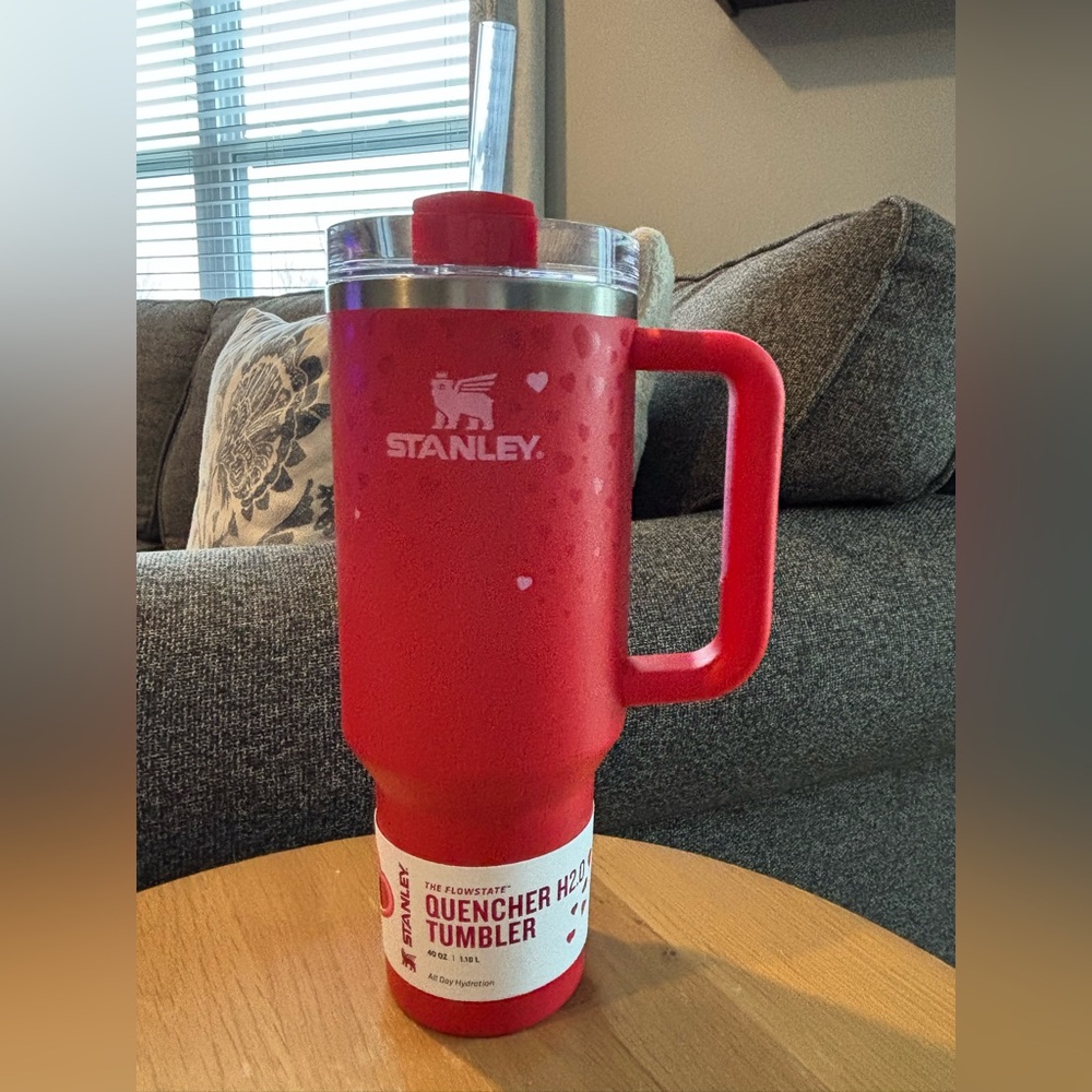 Stanley Valentine Red Sweet Hearts 40oz Valentine Tumbler NEW